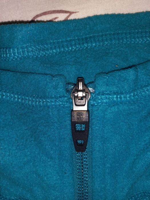 Продам флісову кофту на замку The North Face