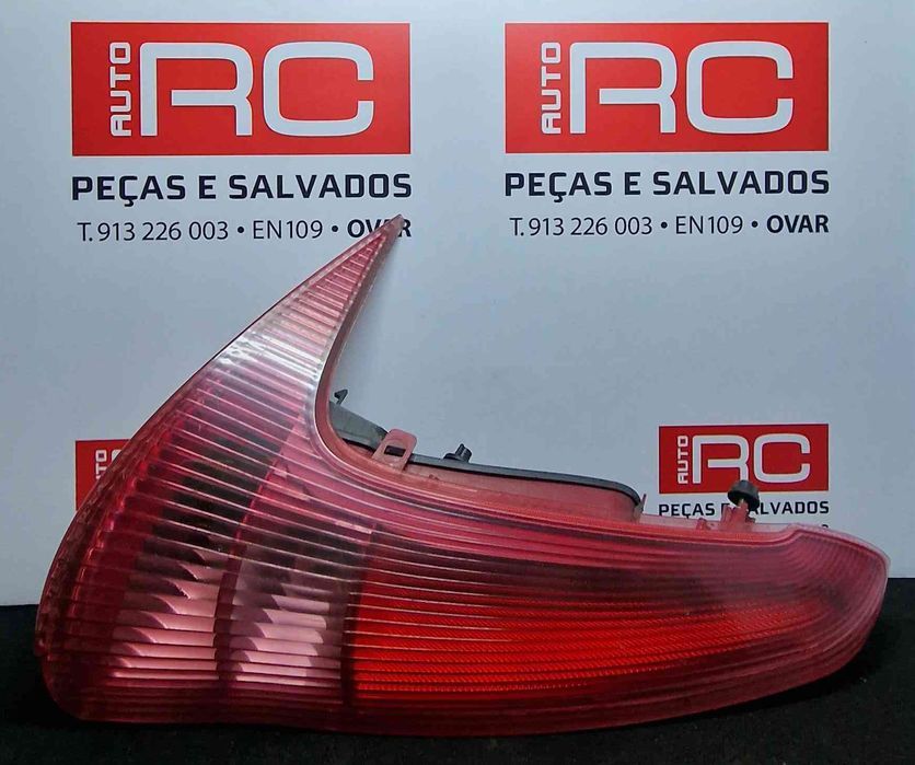 Farolim Esquerdo PEUGEOT 206 SW (2E/K) ano 2003