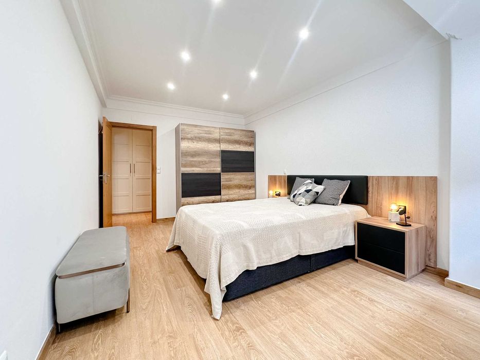 T1 com amplo terraço privativo — Avenida Casal Ribeiro, Saldanha