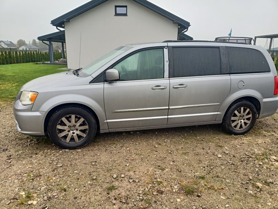 Chrysler Town Country 3.6 LPG uszkodzony