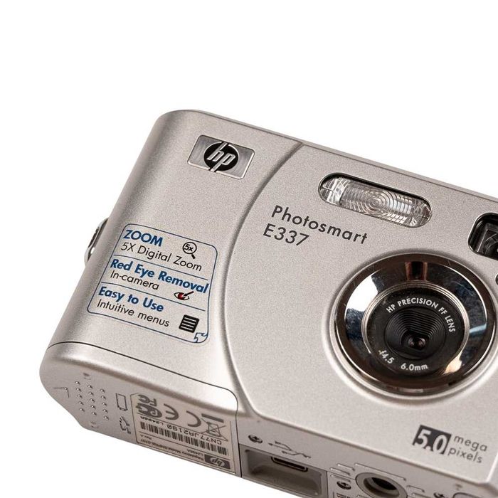 Aparat kompaktowy HP Photosmart E337