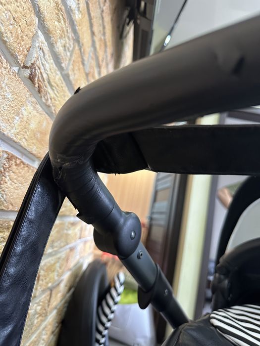 Дитяча коляска 3 в 1