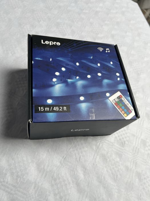 Taśma LED Lepro RGB 15 m z pilotem – 2 × 7,5 m, synchronizacja z muzyką