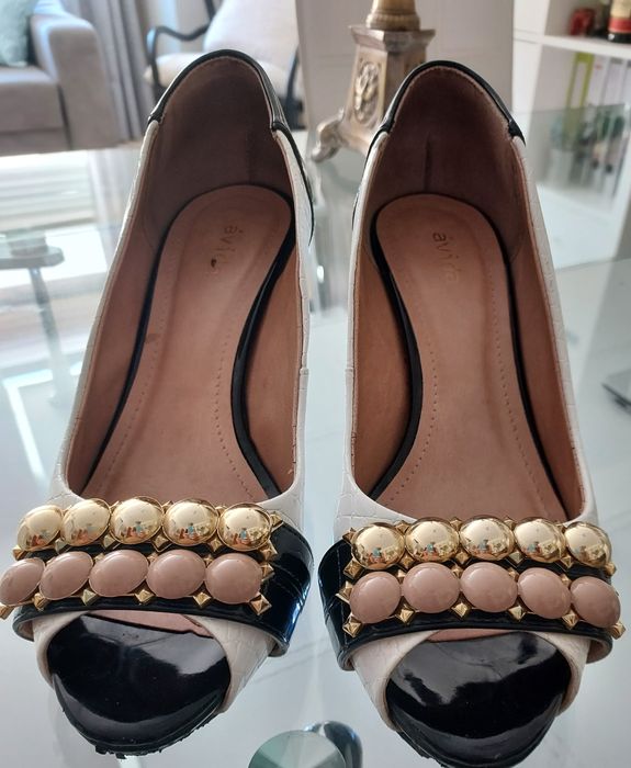 Sapato de luxo comprado em Brasília