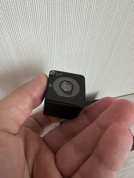 Розумна  Міні Wi-Fi камера  з нічним баченням та датчиком руху