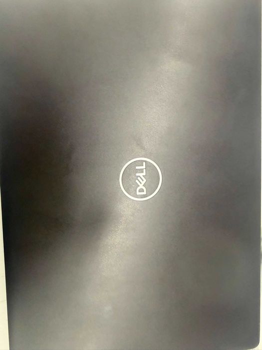 Portátil Dell 5400