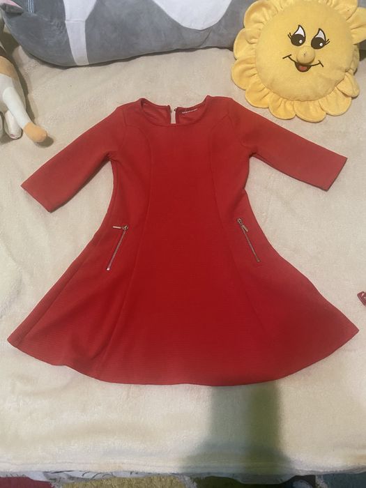 Сукня для дівчинки