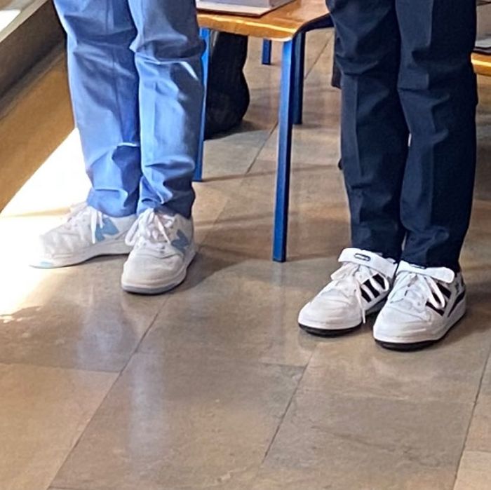 Buty Adidas młodzieżowe 43 1/3