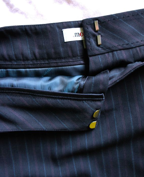 elegancka spódnica damska Monnari 42 spódniczka midi fałdy