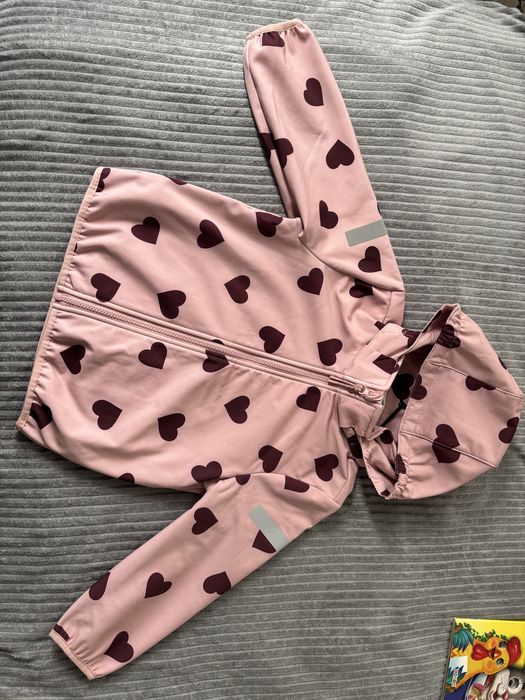 Водовідштовхувальна куртка softshell H&M