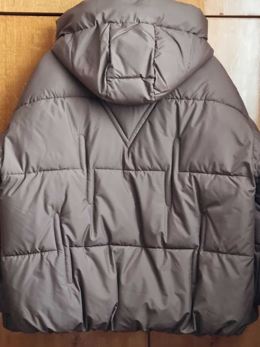 Трендова куртка кольору кави