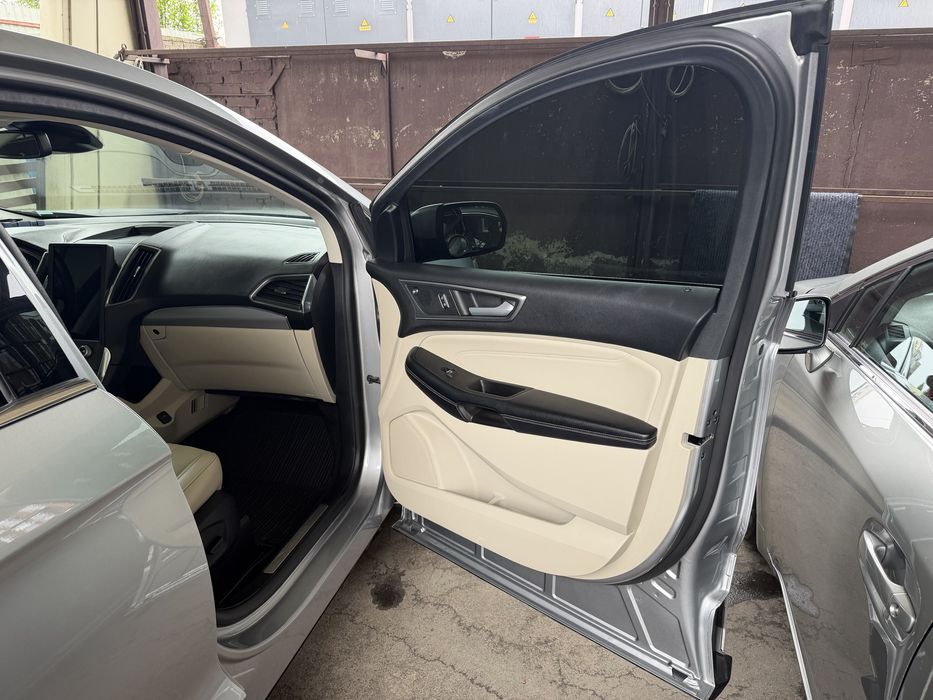 Ford Edge 2021 Titanium Elite Pack