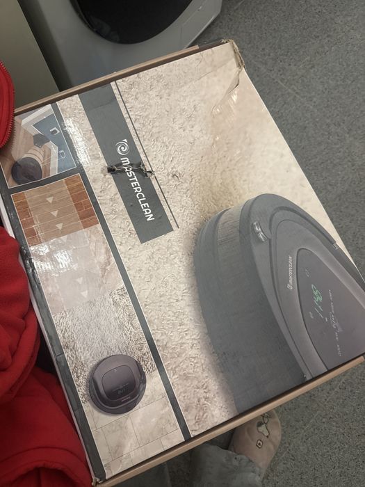 Aspirador robot varias funcoes