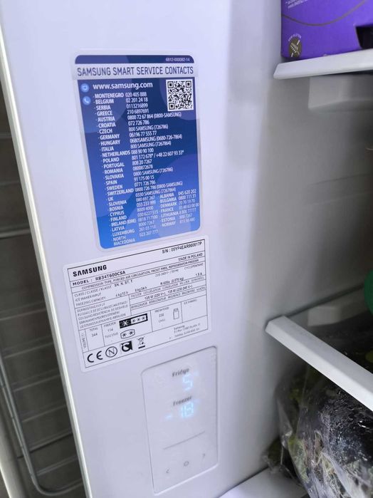 Frígorifico Combinado - Utilizado em casa de férias como novo