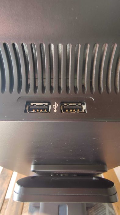 Monitor TFT LCD 20''