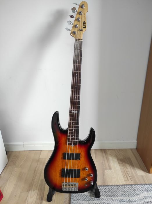 ESP LTD Surveyor 405 bas 5 strunowy