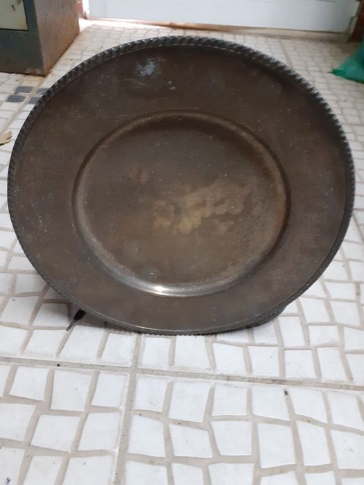 Peças em cobre e estanho