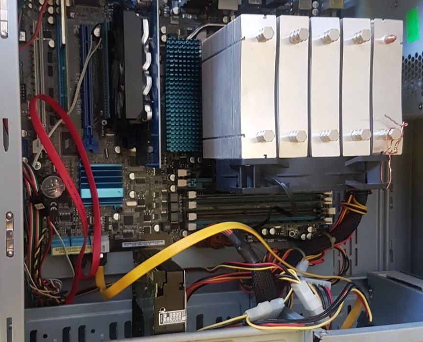 Komputer I7920+P6X58D-E+GT730