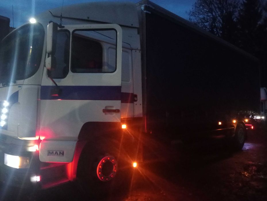 Продам вантажівку