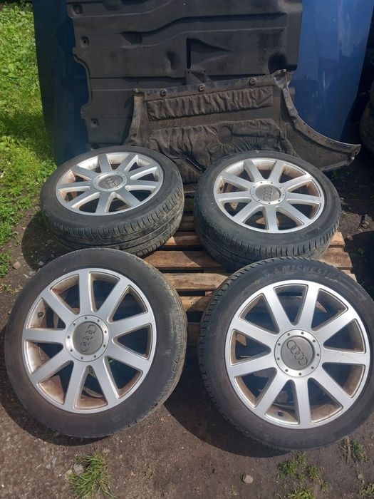 KOŁA AUDI A3 8P KOŁA (FELGI 8P0601025Q Z OPONAMI 17" MICHELINLATO) 225/45R17 ET56 5x112