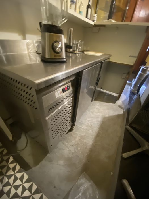 Arca refrigeradora horizoltal, frigorifico expositor, maquina de  gelo.