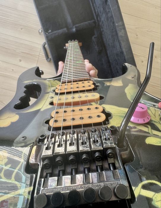 Ibanez JEM 77FP (1990) — Original + Case