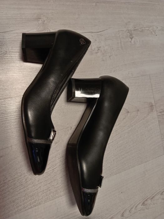 Buty damskie czarne 36