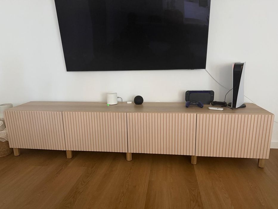 BESTĂ Móvel TV Ikea