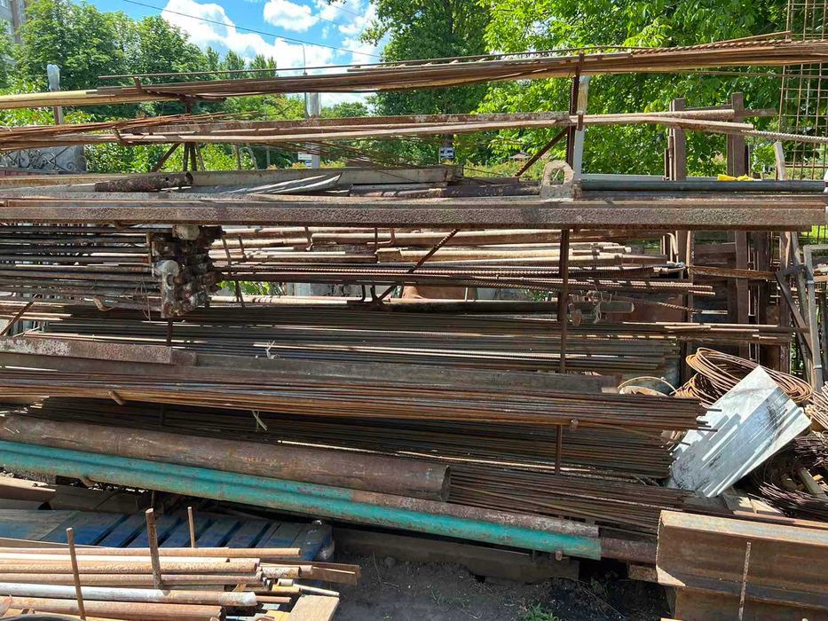 Арматура, катанка, труби, кутники, швелер, балка, бляха.