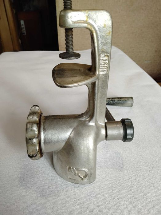 Мясорубка   ручная