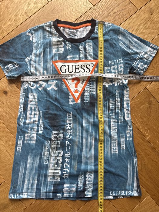 T shirt Tommy hilfiger , Guess