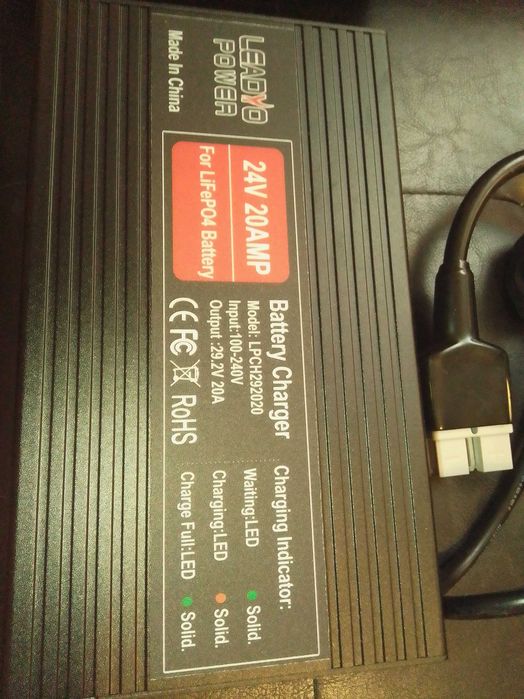Carregador baterias. Oportunidade