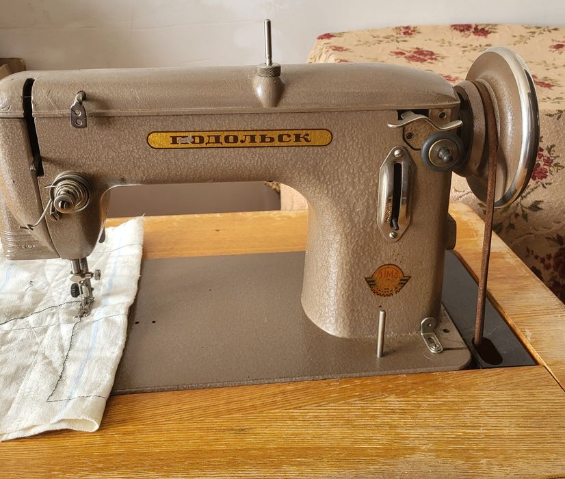 Продам Швейную Машинку Подольск.