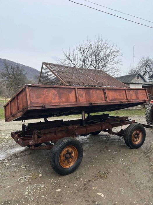 Продам причеп двох-осний