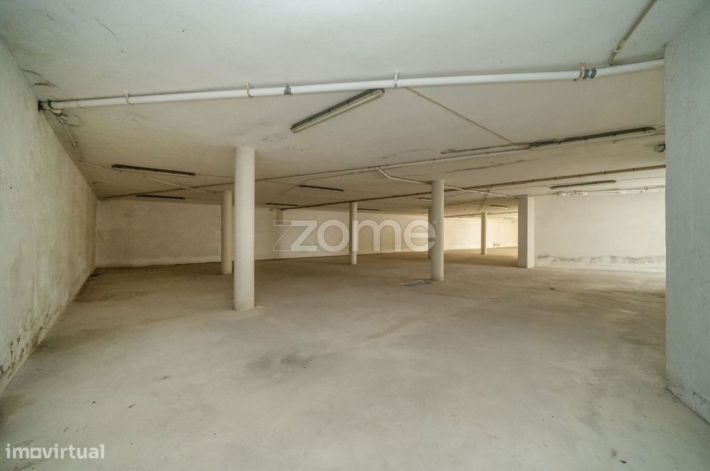 Comércio, oportunidade de investimento no Centro Comercial Barrosel...