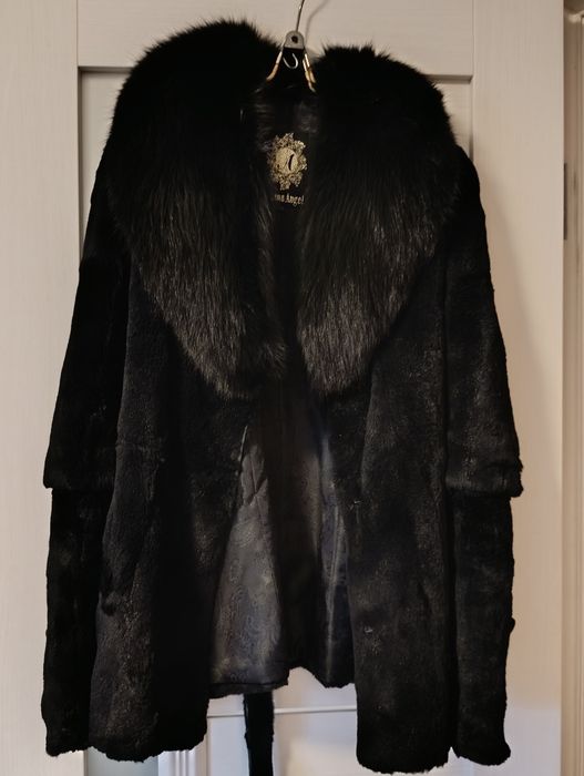 Зимня шубка мех натуральний