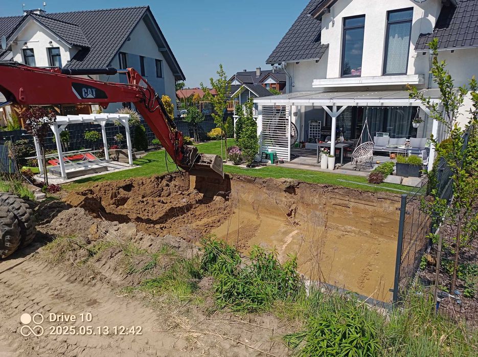 Usługi koparką obrotowa , transport kruszyw,usługi HDS