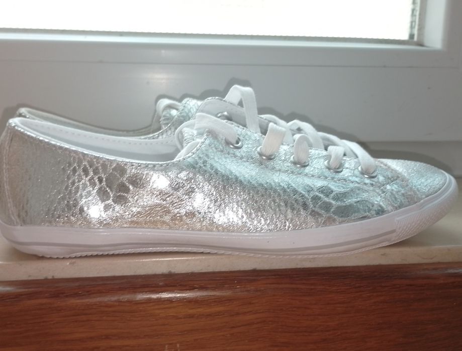 Tênis Converse All- star prateado