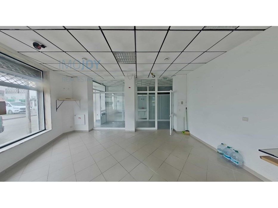 Loja no Samouco com Extração de Fumos