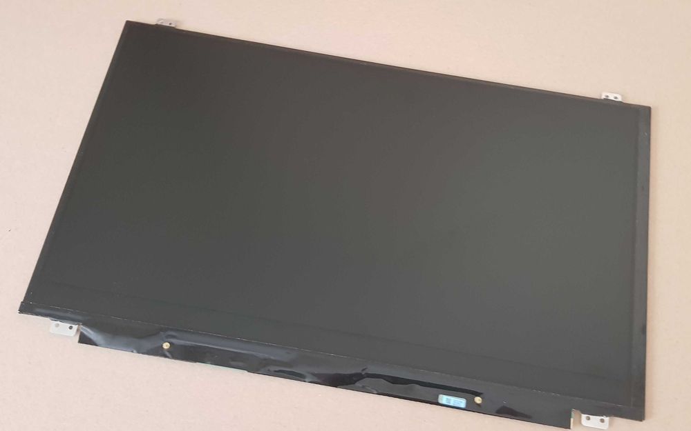Matryca Lenovo Z500 15.6" – uszkodzona, tanio!