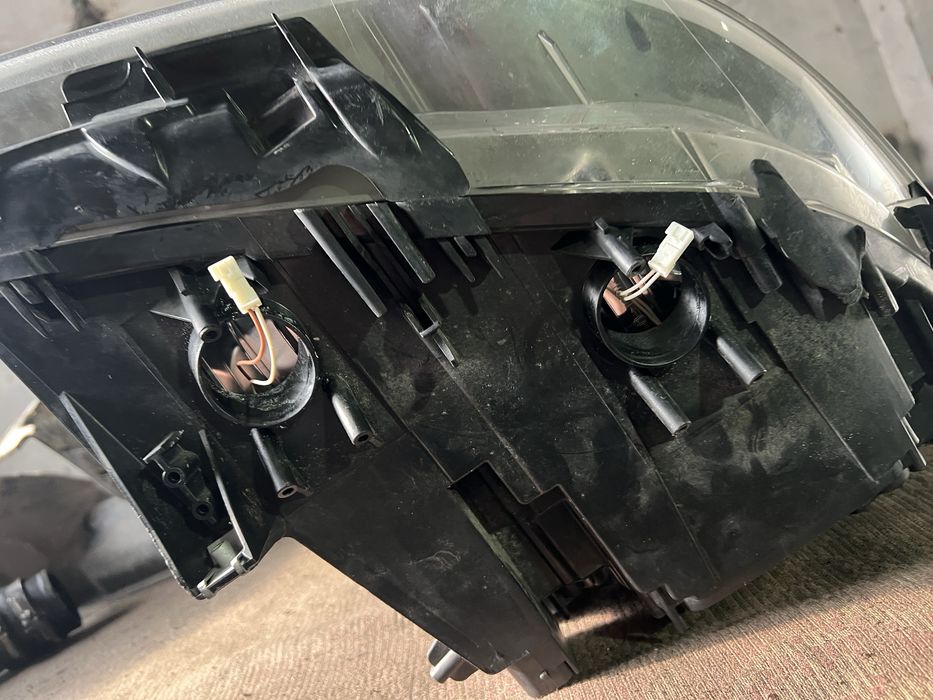 Фара ліва BMW 5 F10 F11(2010-2013) Bi-Xenon LED Hella