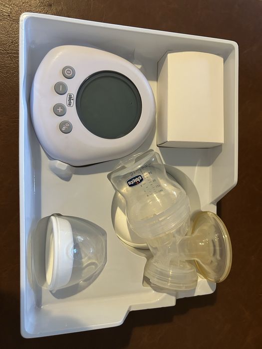 Bomba tira-leite elétrica Chicco NaturallyMe  como nova