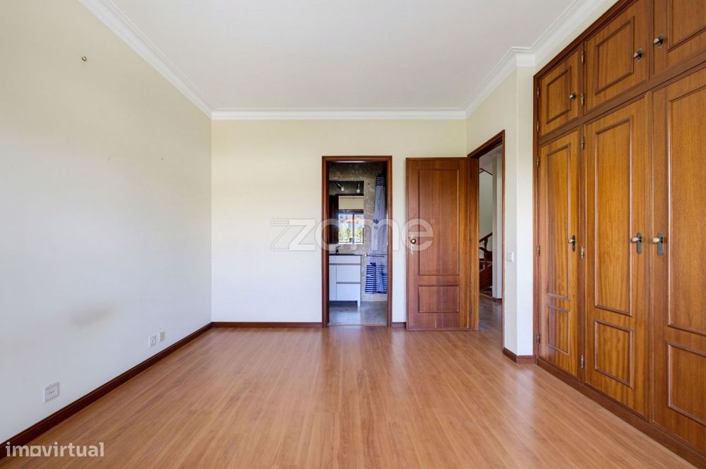 Moradia T4 / T5 com Garagem | Quinta das Rosas, Vilar do Paraíso