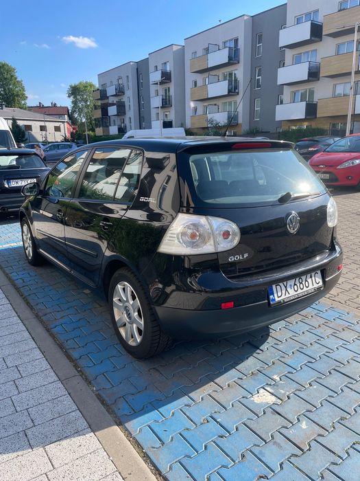 Volkswagen Golf V