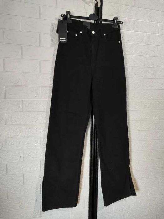 Spodnie rozmiar L nowe szerokie nogawki mody krój cena  35 zł