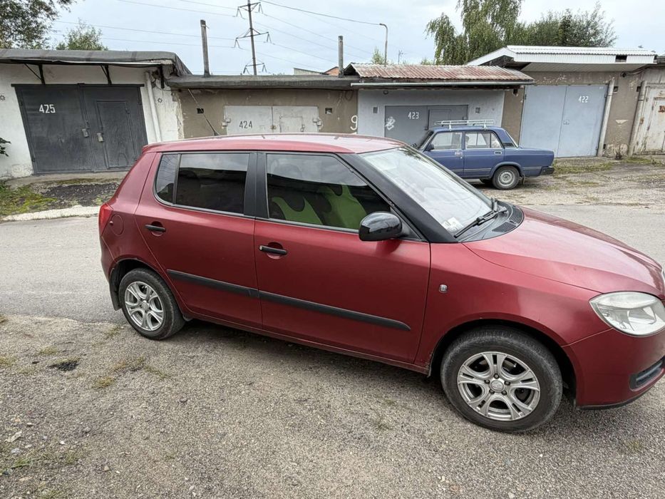 Продам Шкоду Фабію