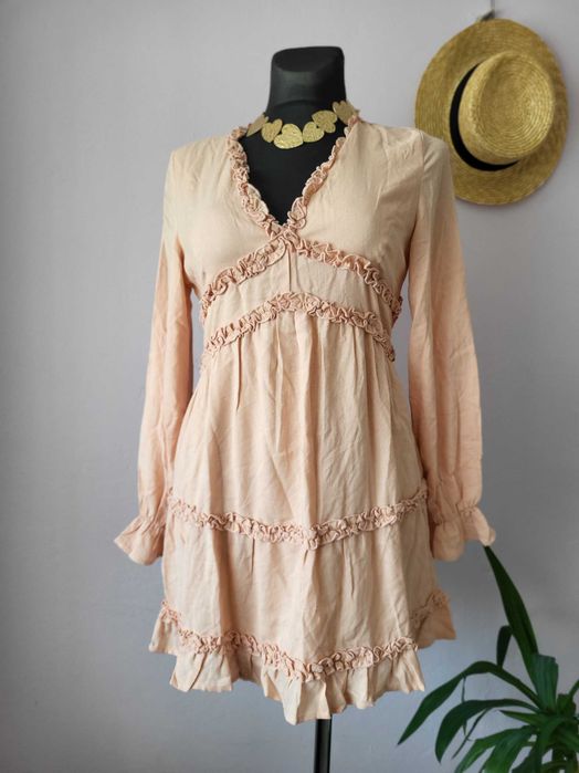 Morelowa sukienka na lato Moodie 38 50% rayon(wiskoza) dekolt V