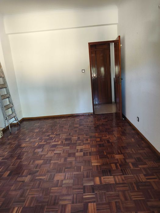 Vende-se apartamento T1 -Povoa de Sto Adrião