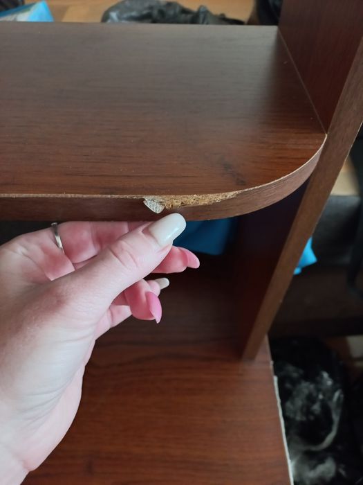 Комп'ютерний стіл, самовиніс