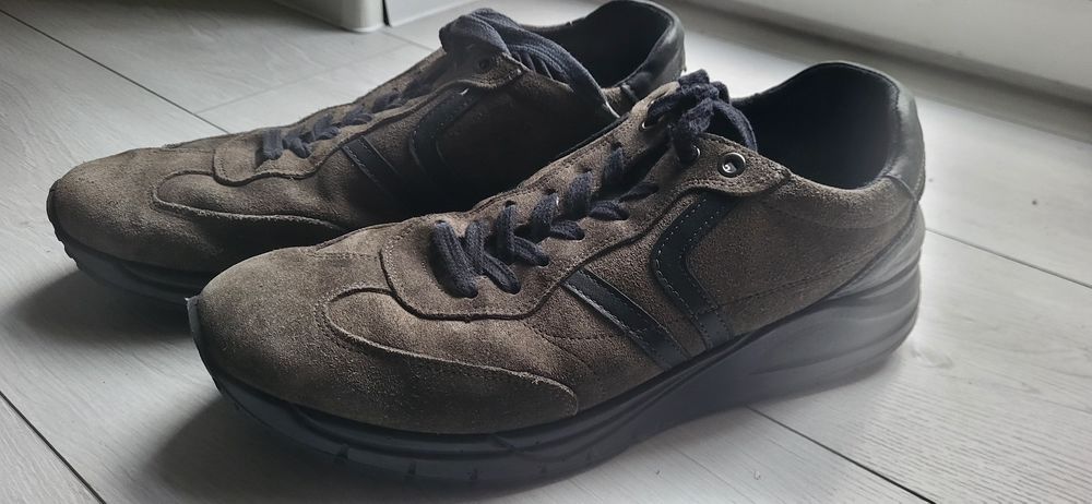 Buty zamszowe Igi&Co - włoskie męskie bardzo dobry stan rozmiar 44